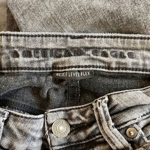 American Eagle Outfitters Men’s Black Destroyed Slim Jeans | Size 28x32 - Picture 5 of 7